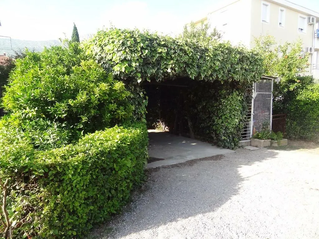 Apartment Bezic Kastela