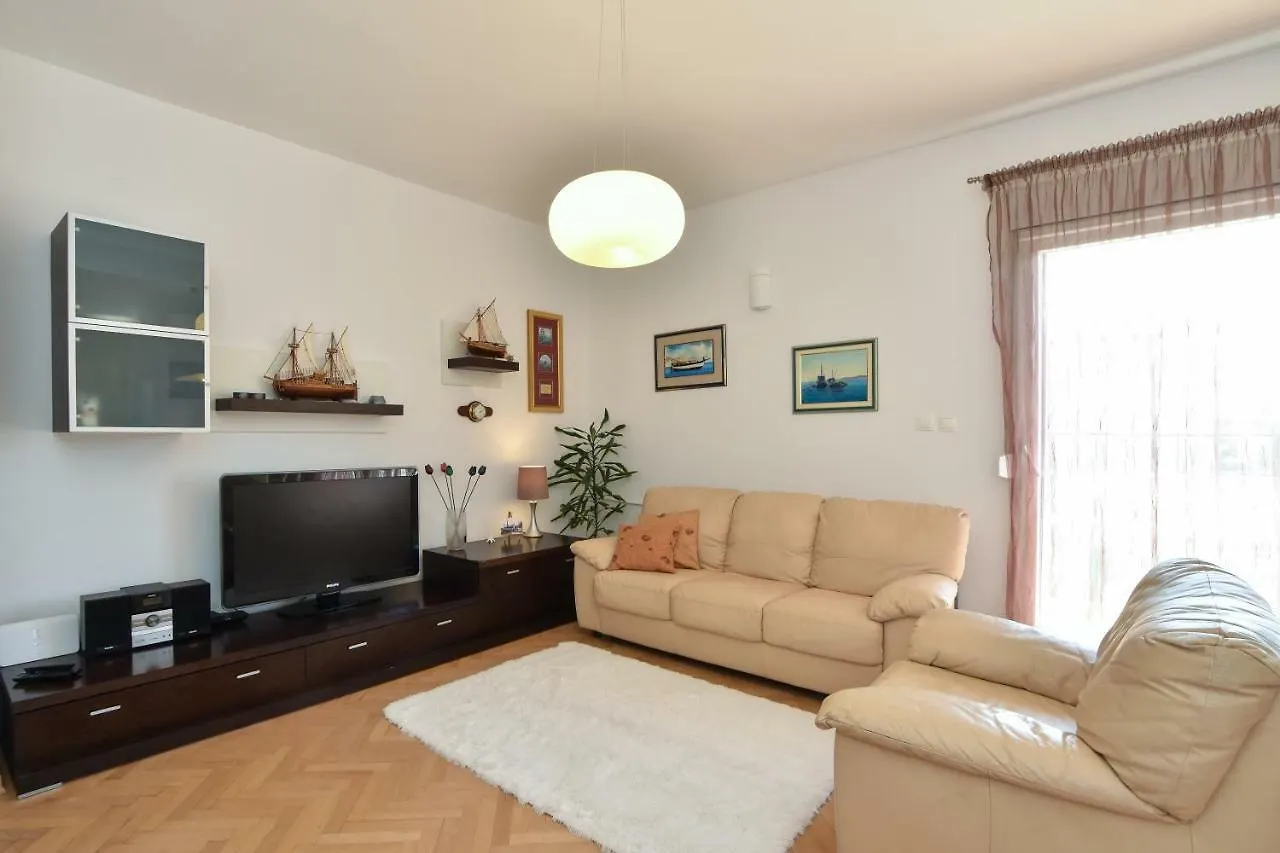 Apartment Bezic Kastela Croatia